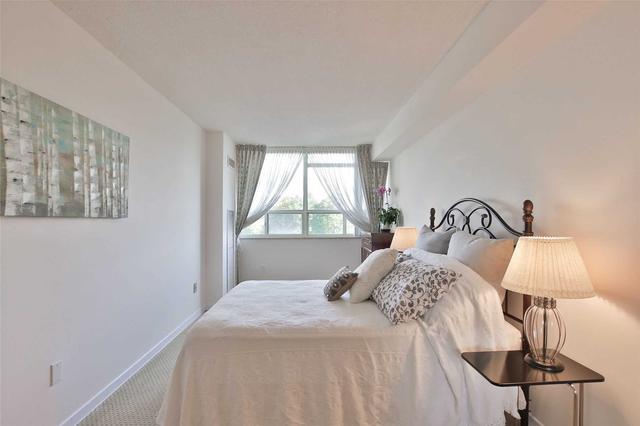 607 - 1300 Islington Ave, Condo with 2 bedrooms, 2 bathrooms and 1 parking in Toronto ON | Image 14