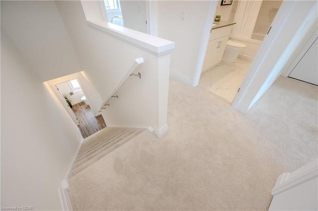 29 Lily Lane, House attached with 3 bedrooms, 2 bathrooms and 1 parking in Guelph ON | Image 9