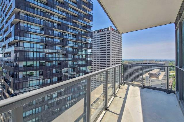2502 - 30 Roehampton Ave, Condo with 2 bedrooms, 2 bathrooms and 1 parking in Toronto ON | Image 10