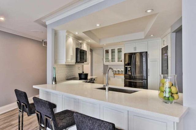 902 - 2010 Islington Ave, Condo with 3 bedrooms, 2 bathrooms and 2 parking in Toronto ON | Image 7
