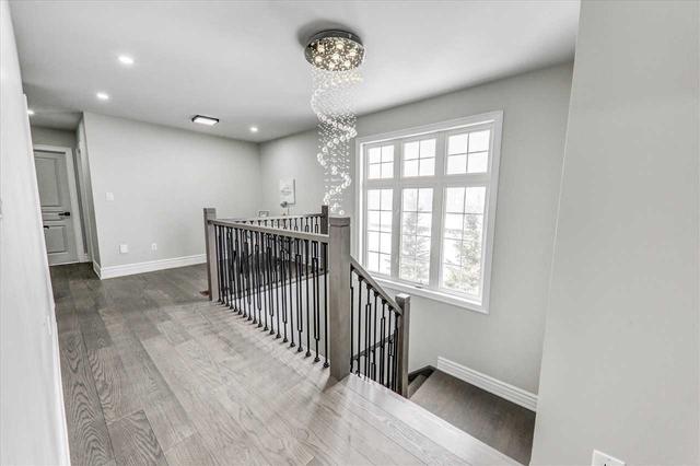 24 Stonehouse Crt, House detached with 4 bedrooms, 5 bathrooms and 10 parking in Markham ON | Image 10