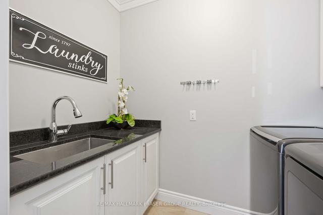 341 Bond St E, House detached with 2 bedrooms, 4 bathrooms and 11 parking in Oshawa ON | Image 26