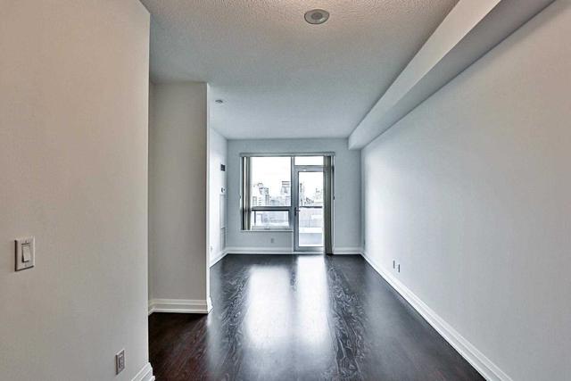 2621 - 5 Sheppard Ave E, Condo with 1 bedrooms, 1 bathrooms and 1 parking in Toronto ON | Image 3