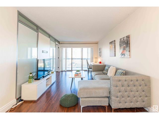 902 - 11027 87 Av Nw, Condo with 1 bedrooms, 1 bathrooms and 1 parking in Edmonton AB | Image 5