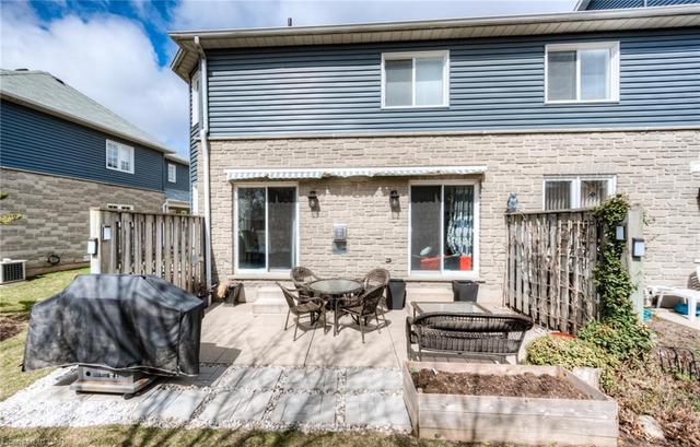 24 - 199 Saginaw Parkway, House attached with 3 bedrooms, 2 bathrooms and 4 parking in Cambridge ON | Image 4