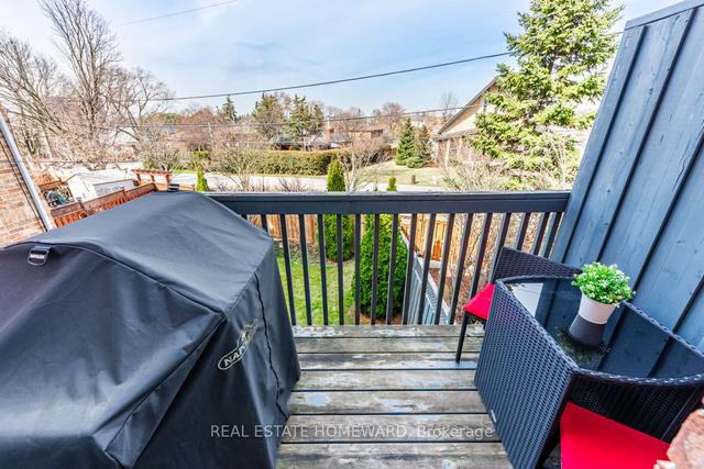 4 Lilac Ave, House semidetached with 3 bedrooms, 3 bathrooms and 2 parking in Toronto ON | Image 19