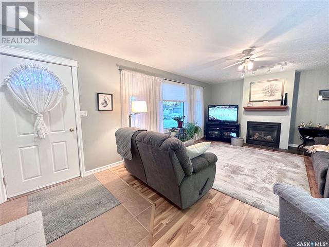221 6th Street, House detached with 4 bedrooms, 2 bathrooms and null parking in Humboldt SK | Image 8