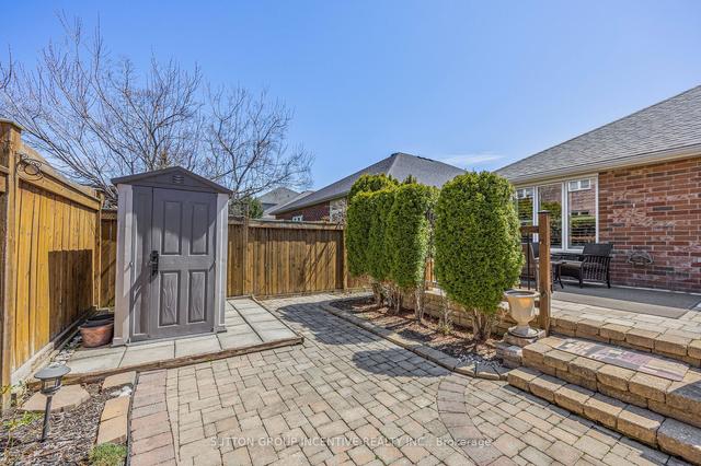 4 Falcon Cres, House detached with 2 bedrooms, 3 bathrooms and 6 parking in Barrie ON | Image 26