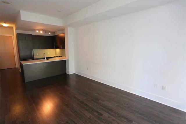 319 - 29 Queens Quay E, Condo with 1 bedrooms, 2 bathrooms and 1 parking in Toronto ON | Image 12