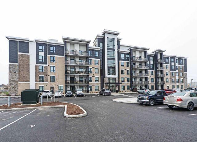 115 - 620 Sauve St, Condo with 3 bedrooms, 2 bathrooms and 1 parking in Milton ON | Image 1