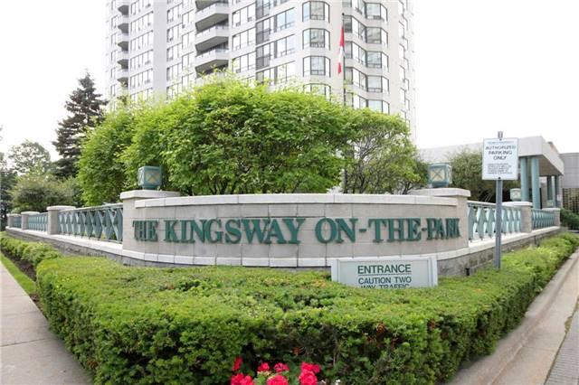 sph8 - 1 Aberfoyle Cres, Condo with 2 bedrooms, 2 bathrooms and 1 parking in Toronto ON | Image 2