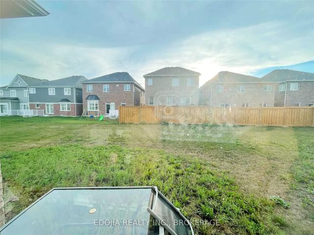 1764 William Lott Dr, House detached with 4 bedrooms, 3 bathrooms and 6 parking in Oshawa ON | Image 9