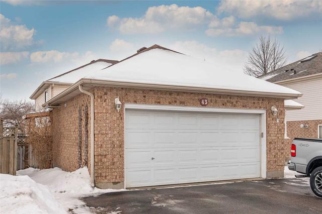 43 Abbeywood Cres, House detached with 4 bedrooms, 4 bathrooms and 4 parking in Guelph ON | Image 23