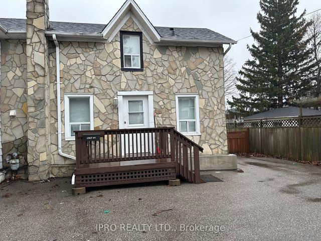 297 Harmony Rd S, House detached with 1 bedrooms, 1 bathrooms and 1 parking in Oshawa ON | Image 1