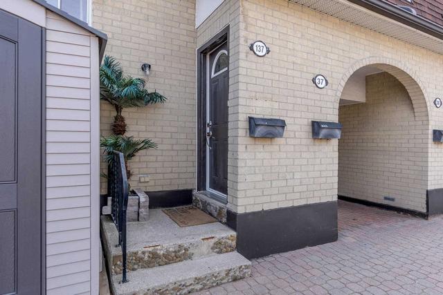 137 - 2170 Bromsgrove Rd, Townhouse with 3 bedrooms, 2 bathrooms and 1 parking in Mississauga ON | Image 23