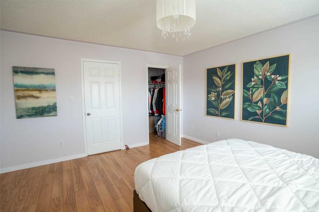 100 Booth Cres, House detached with 3 bedrooms, 3 bathrooms and 5 parking in Ajax ON | Image 13