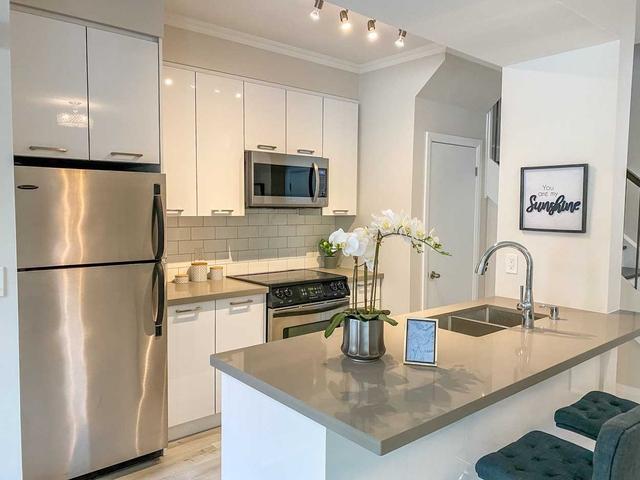 p105 - 25 Soho St, Townhouse with 2 bedrooms, 2 bathrooms and 1 parking in Toronto ON | Image 14