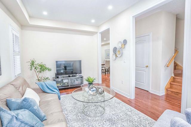 2472 Earl Grey Ave, House semidetached with 3 bedrooms, 3 bathrooms and 2 parking in Pickering ON | Image 35