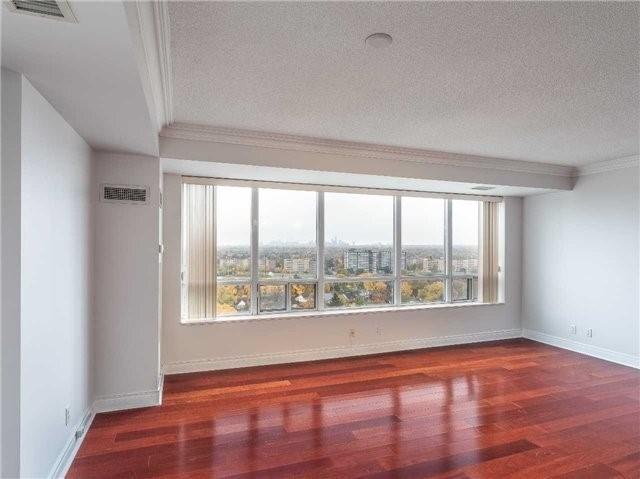 lph2 - 1 Clairtrell Rd, Condo with 2 bedrooms, 2 bathrooms and 1 parking in Toronto ON | Image 14