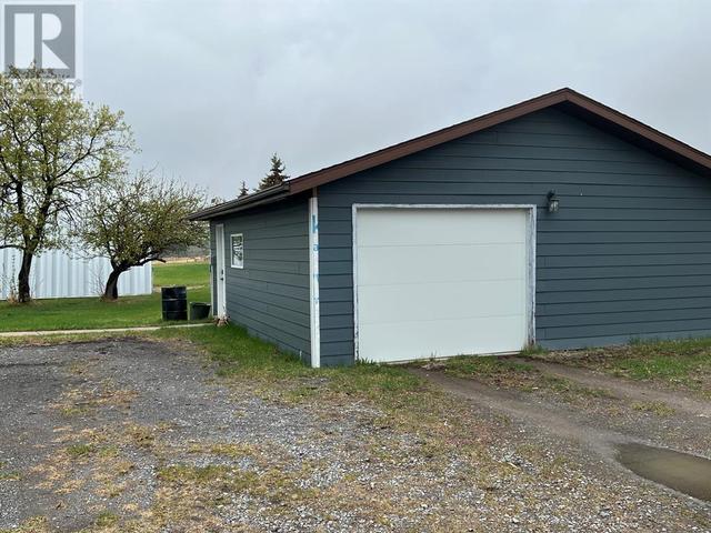 63080a Hwy11, House detached with 5 bedrooms, 2 bathrooms and null parking in Clearwater County AB | Image 24