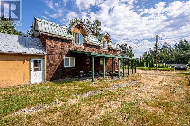 8185 Island Hwy S, House detached with 4 bedrooms, 4 bathrooms and 6 parking in Comox Valley A BC | Image 63