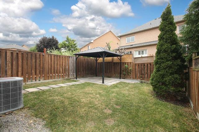 7221 Sedan Sq, House semidetached with 3 bedrooms, 4 bathrooms and 4 parking in Mississauga ON | Image 16