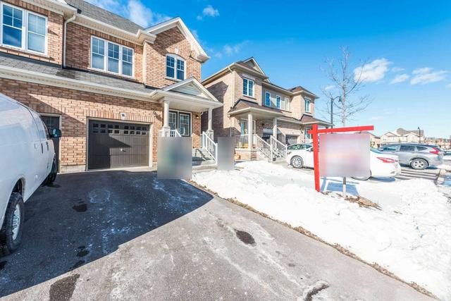 55 Yardley Cres, House semidetached with 4 bedrooms, 3 bathrooms and 3 parking in Brampton ON | Image 23