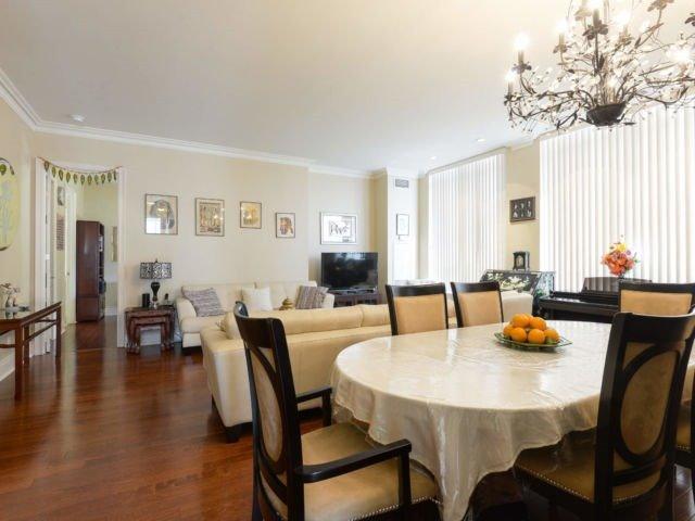 Gph 33 - 3888 Duke Of York Blvd, Condo with 3 bedrooms, 3 bathrooms and 3 parking in Mississauga ON | Image 5