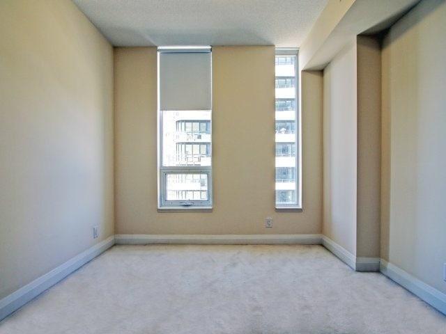 510 - 85 The Donway W, Condo with 1 bedrooms, 1 bathrooms and 1 parking in Toronto ON | Image 3