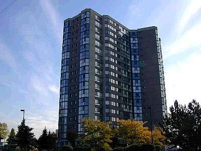 1204 - 1360 Rathburn Rd E, Condo with 2 bedrooms, 2 bathrooms and 1 parking in Mississauga ON | Image 1