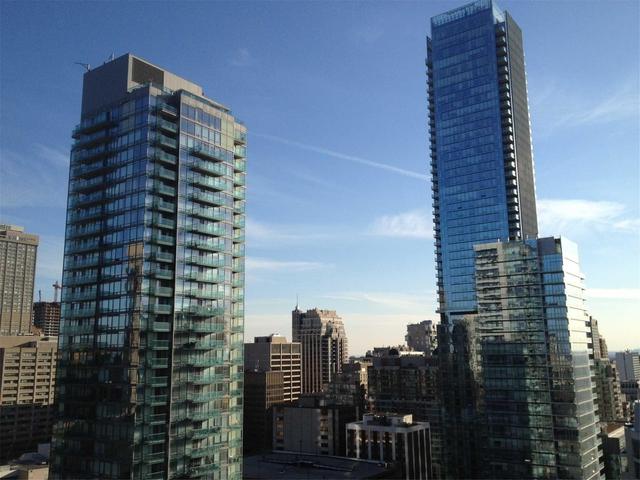 2502 - 825 Church St, Condo with 2 bedrooms, 2 bathrooms and 1 parking in Toronto ON | Image 17