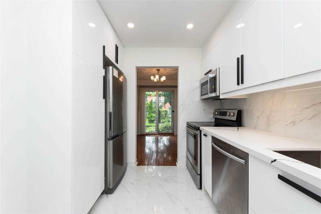51 - 725 Vermouth Ave, Townhouse with 3 bedrooms, 3 bathrooms and 2 parking in Mississauga ON | Image 2