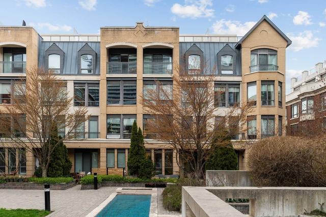 thph110 - 25 Soho St, Townhouse with 2 bedrooms, 2 bathrooms and 1 parking in Toronto ON | Image 1