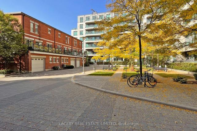 401 - 377 Madison Ave, Condo with 1 bedrooms, 1 bathrooms and 0 parking in Toronto ON | Image 24