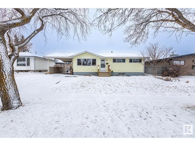 35 Spruce Cr, House detached with 4 bedrooms, 2 bathrooms and 4 parking in St. Albert AB | Image 49
