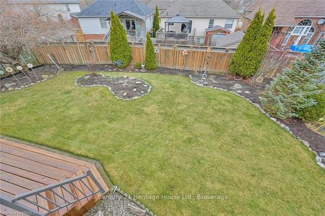 28 Varley Cres, House detached with 4 bedrooms, 3 bathrooms and 4 parking in Brantford ON | Image 33