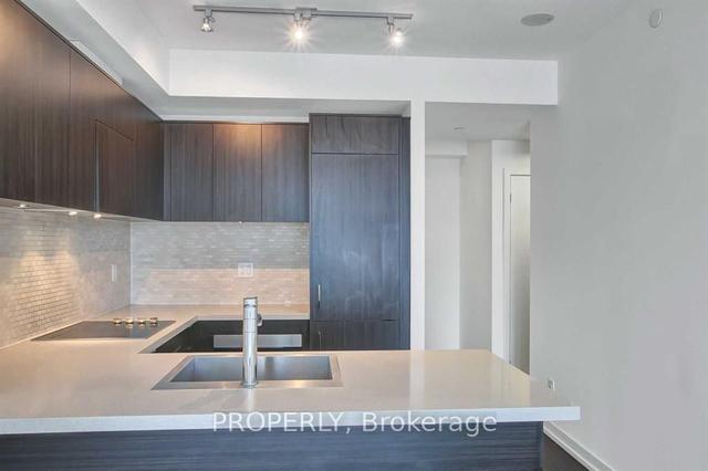 3401 - 21 Widmer St, Condo with 1 bedrooms, 2 bathrooms and 1 parking in Toronto ON | Image 4