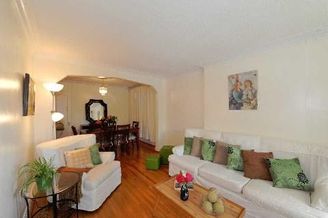 358 Whitmore Ave, House detached with 2 bedrooms, 2 bathrooms and 2 parking in Toronto ON | Image 3