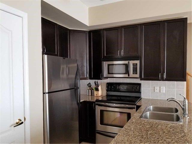 Th23 - 88 Carr St, Townhouse with 2 bedrooms, 2 bathrooms and 1 parking in Toronto ON | Image 4