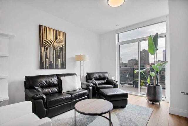 513 - 399 Queen St S, Condo with 1 bedrooms, 1 bathrooms and 1 parking in Kitchener ON | Card Image