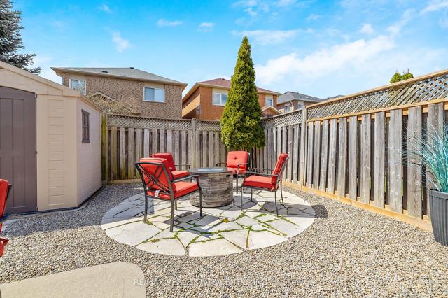 5654 Longboat Ave, House semidetached with 3 bedrooms, 4 bathrooms and 4 parking in Mississauga ON | Image 33
