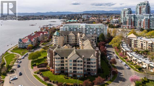 617 - 50 Songhees Rd, Condo with 2 bedrooms, 2 bathrooms and 1 parking in Victoria BC | Image 32