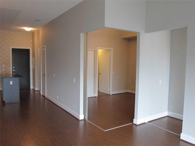 s517 - 112 George St, Condo with 2 bedrooms, 1 bathrooms and 1 parking in Toronto ON | Image 6