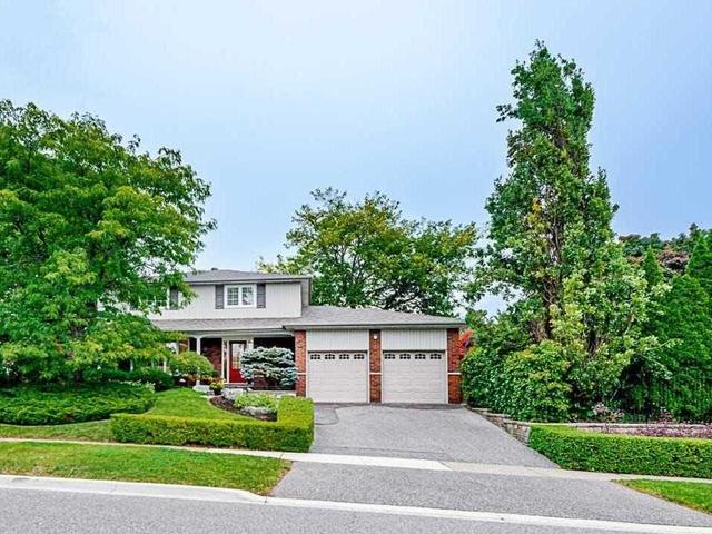 2 Creekwood Dr, House detached with 4 bedrooms, 3 bathrooms and 4 parking in Toronto ON | Image 12