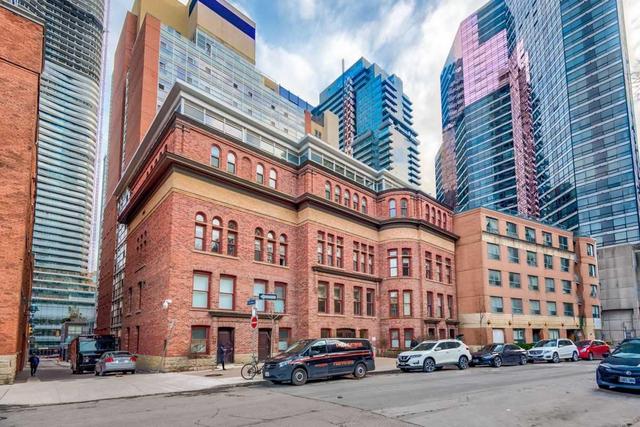 318 - 11 St Joseph St, Condo with 1 bedrooms, 1 bathrooms and null parking in Toronto ON | Image 1