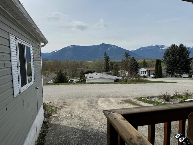 53 - 445 6 Avenue, Home with 3 bedrooms, 1 bathrooms and null parking in Creston BC | Image 28