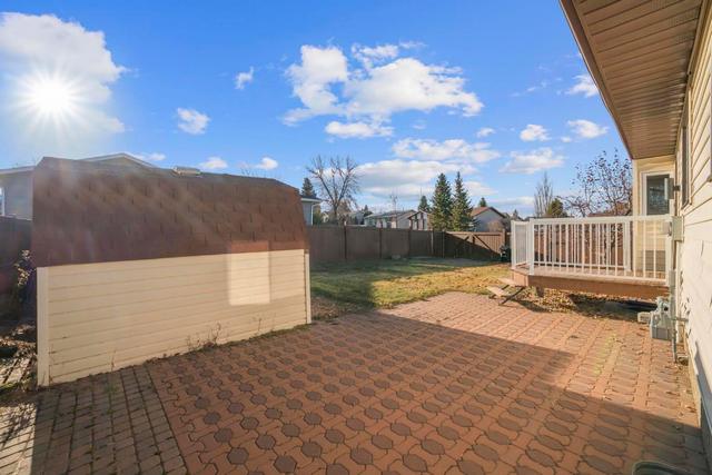 7013 43 Avenue, House detached with 5 bedrooms, 2 bathrooms and 2 parking in Camrose AB | Image 22