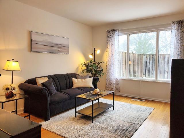 12 Burdock Lane, Townhouse with 3 bedrooms, 2 bathrooms and 1 parking in Toronto ON | Image 25