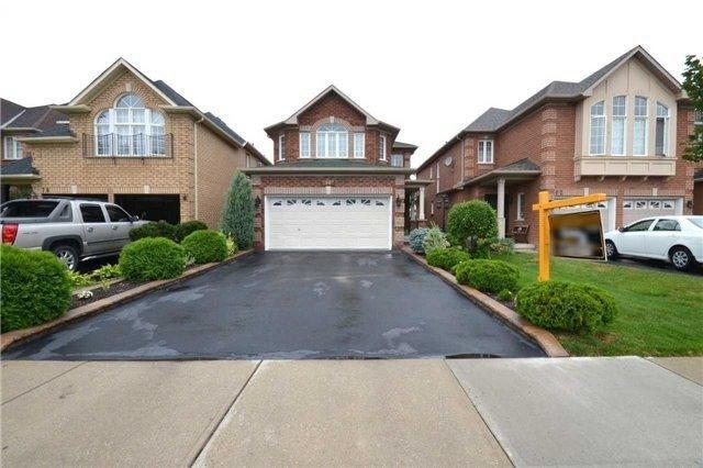 80 Orchid Dr, House detached with 3 bedrooms, 4 bathrooms and 4 parking in Brampton ON | Image 2