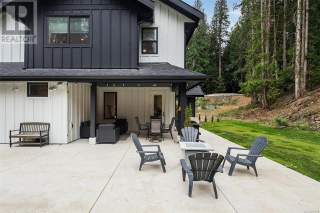 657 Gowlland Rd, House detached with 4 bedrooms, 3 bathrooms and 10 parking in Highlands BC | Image 52